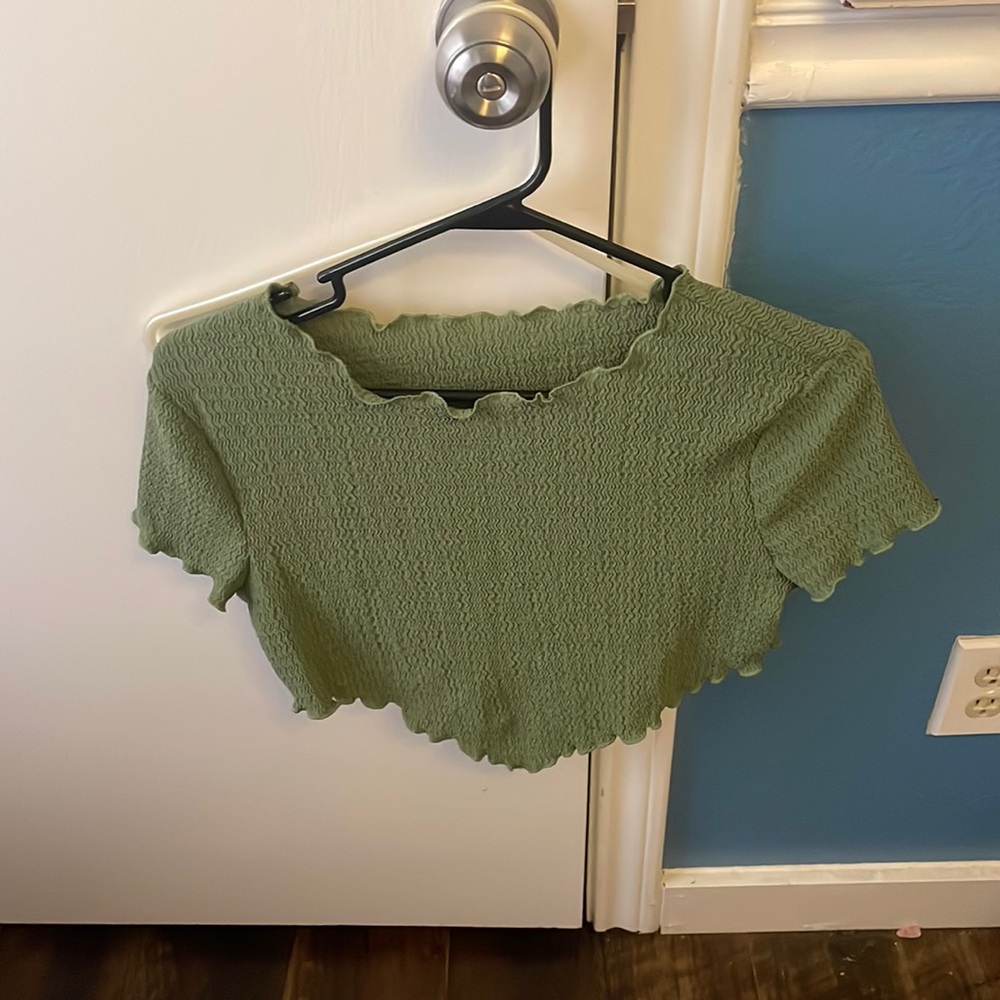 Short sleeve top